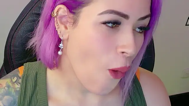 Natalia Montoya online show from 4, 6, 2026