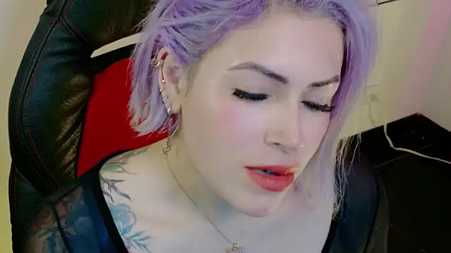 Natalia Montoya online show from 6, 2, 2026