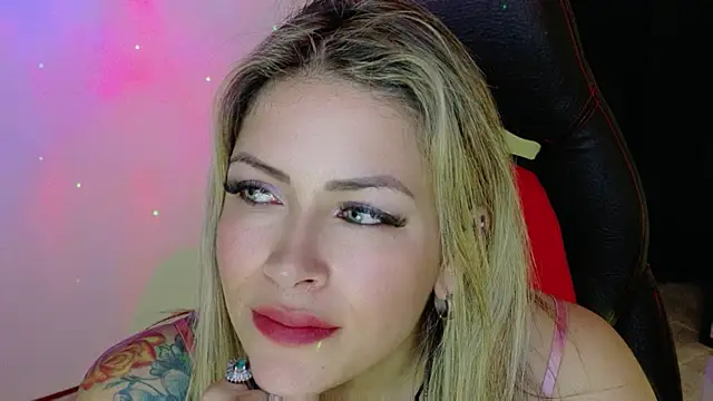 Natalia Montoya online show from 26, 11, 2025