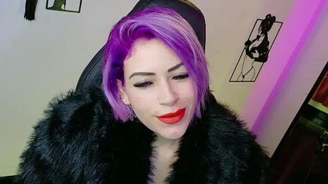 Natalia Montoya online show from 6, 7, 2026