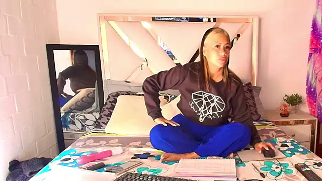 AlixLong online show from 7, 3, 2026