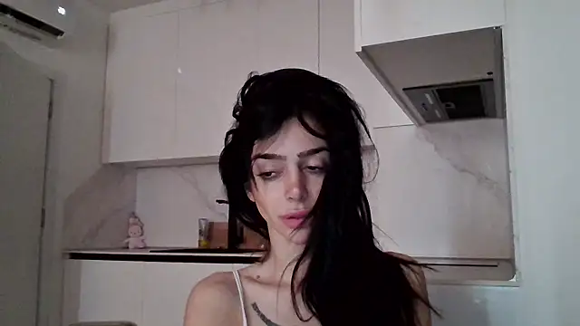 exotic brunettee online show from 17, 3, 2025