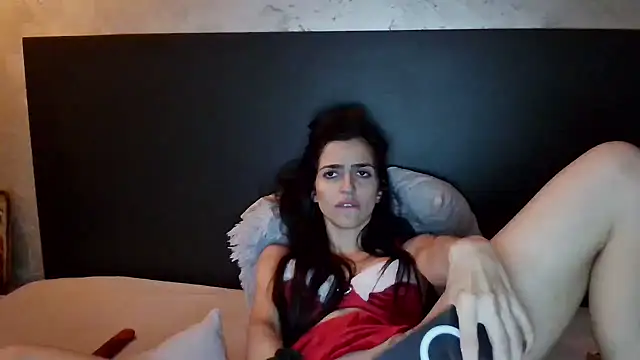 exotic brunettee online show from 26, 12, 2024