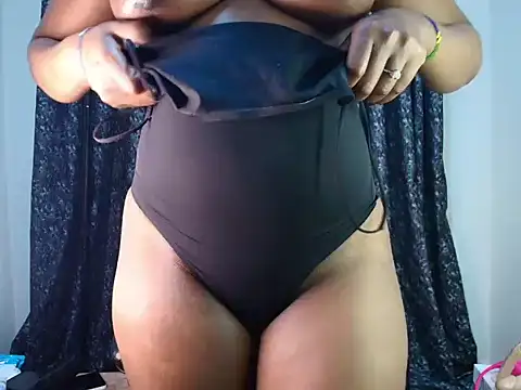 ebony shilly3 online show from 11, 10, 2025