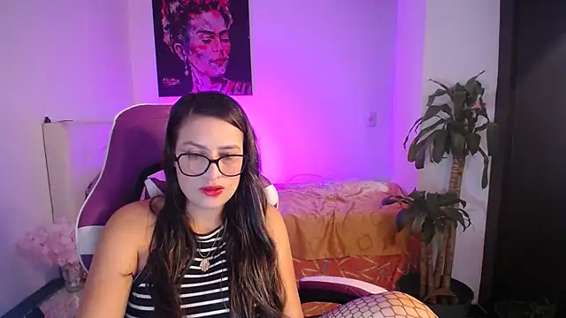 esmeraldaa230 online show from 15, 1, 2026