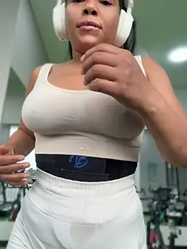 Snapshot of Anabel693 chatting on 6, 5, 2026 Anabel693 online show from 6, 5, 2026