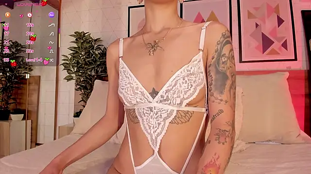 LunaRuso online show from 12, 3, 2026