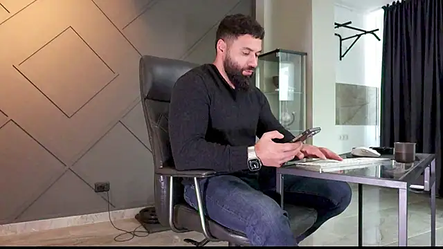 mattmasterss online show from 10, 2, 2025