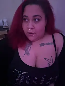 Snapshot of Juicyjordie chatting on 4, 3, 2025 Juicyjordie online show from 4, 3, 2025