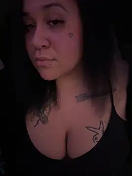Snapshot of Juicyjordie chatting on 2, 5, 2026 Juicyjordie online show from 2, 5, 2026
