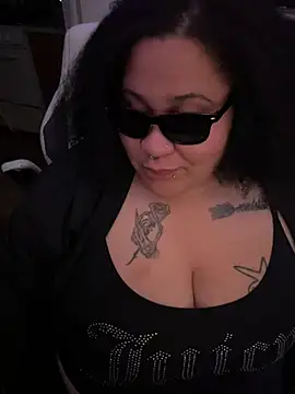 Juicyjordie online show from 10, 4, 2026