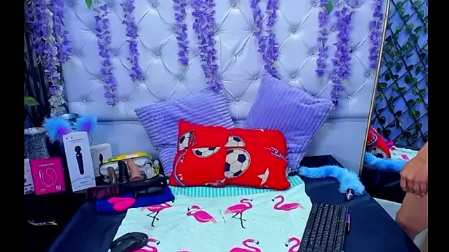 Brith Adams online show from 30, 10, 2025