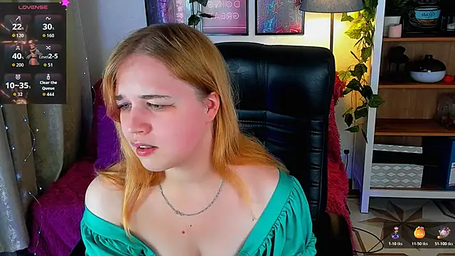 AlicePopsy online show from 2, 11, 2025