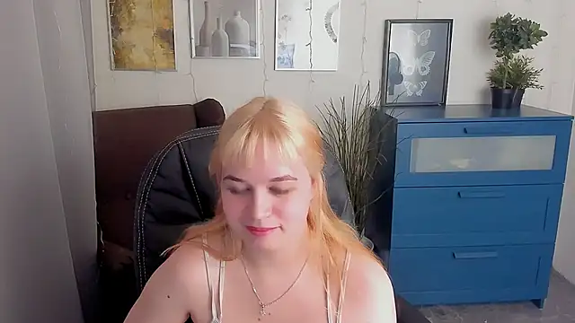 AlicePopsy online show from 28, 2, 2025