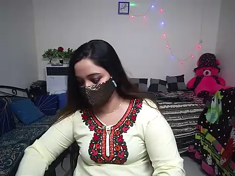 Arushisingh8888 online show from 2, 3, 2025