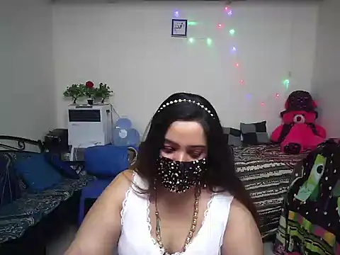 Arushisingh8888 online show from 27, 2, 2025