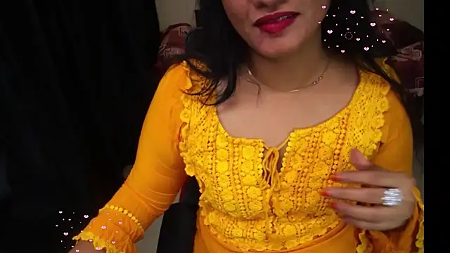 Snapshot of Arushisingh8888 chatting on 7, 7, 2026 Arushisingh8888 online show from 7, 7, 2026
