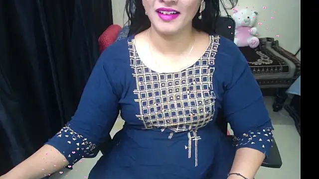Arushisingh8888 online show from 20, 5, 2026