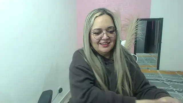 Snapshot of samy_vsn chatting on 13, 7, 2026 samy vsn online show from 13, 7, 2026