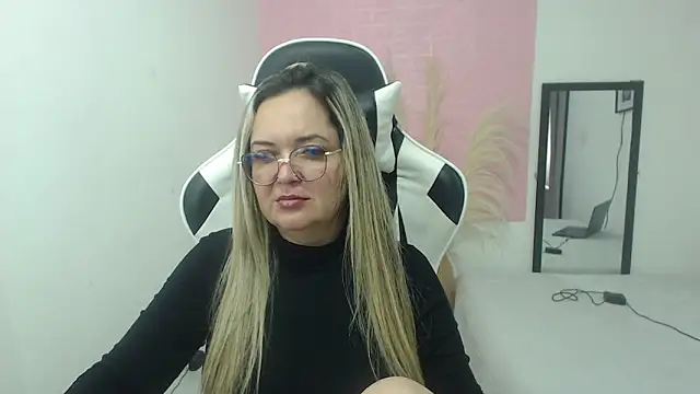 Snapshot of samy_vsn chatting on 16, 6, 2026 samy vsn online show from 16, 6, 2026
