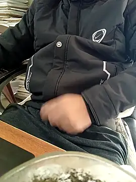 Hot-man39 online show from 20, 12, 2025