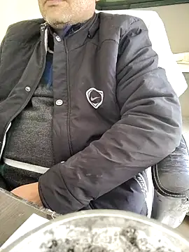 Snapshot of Hot-man39 chatting on 31, 12, 2024 Hot-man39 online show from 31, 12, 2024