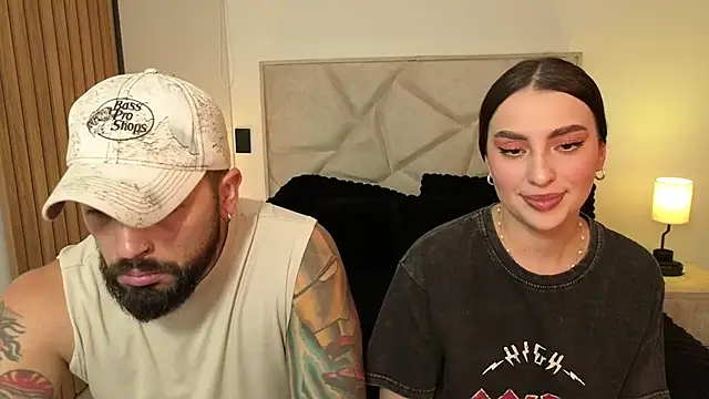 teseo and afroditha  online show from 22, 2, 2026