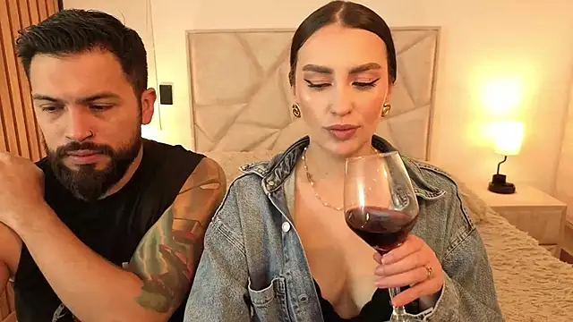 teseo and afroditha  online show from 2, 12, 2025