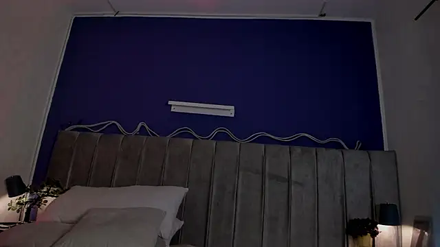 EvaaStevens online show from 4, 7, 2026