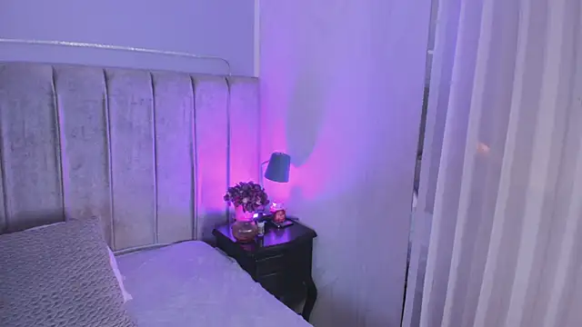 Snapshot of EvaaStevens chatting on 26, 11, 2025 EvaaStevens online show from 26, 11, 2025