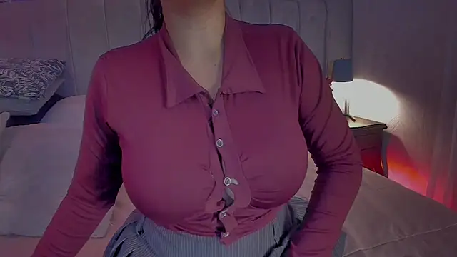 EvaaStevens online show from 7, 7, 2026