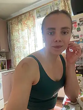 Snapshot of AlisaKissss chatting on 5, 6, 2026 AlisaKissss online show from 5, 6, 2026
