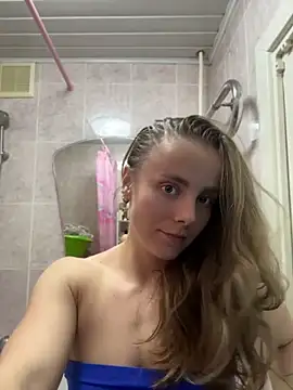 Snapshot of AlisaKissss chatting on 15, 5, 2026 AlisaKissss online show from 15, 5, 2026