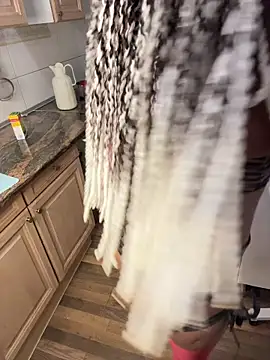 Shantel-Olivia online show from 9, 1, 2026