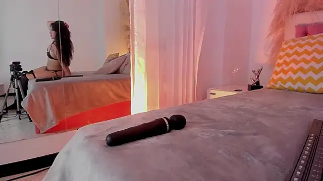 Emelyy Carter online show from 31, 1, 2025