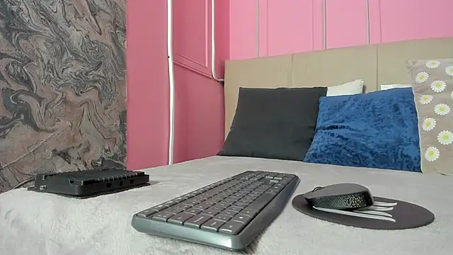 Emelyy Carter online show from 6, 10, 2025