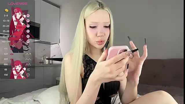 Snapshot of diaqua chatting on 13, 9, 2025 diaqua online show from 13, 9, 2025