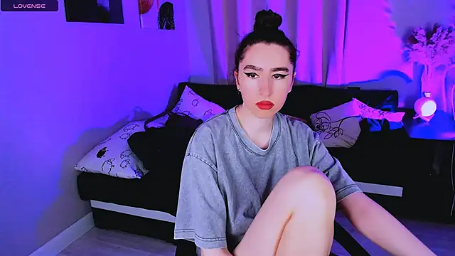 Lily xBabe online show from 17, 10, 2025