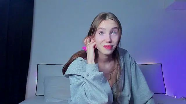 Snapshot of haileyishere chatting on 16, 1, 2025 haileyishere online show from 16, 1, 2025