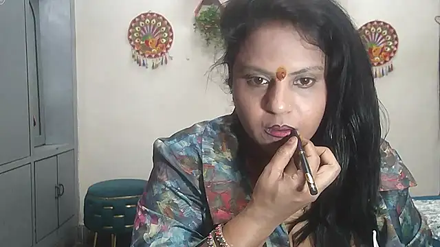Snapshot of Sexy_komolika chatting on 2, 4, 2026 Sexy komolika online show from 2, 4, 2026