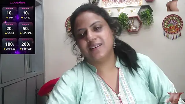 Sexy komolika online show from 23, 2, 2026