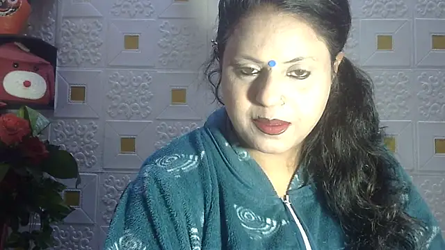 Sexy komolika online show from 18, 2, 2025