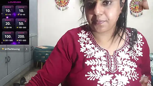 Snapshot of Sexy_komolika chatting on 10, 4, 2026 Sexy komolika online show from 10, 4, 2026