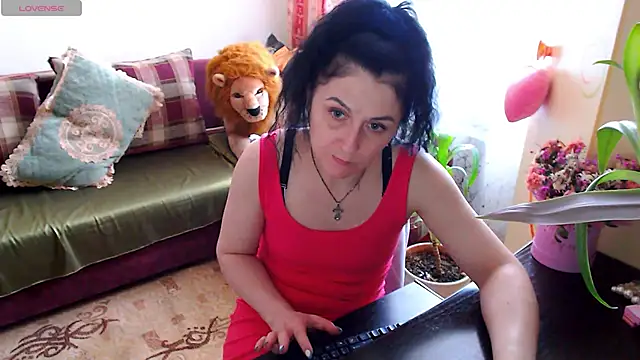 britney preciouss online show from 16, 2, 2025