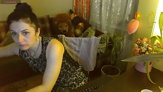 britney preciouss online show from 12, 2, 2025