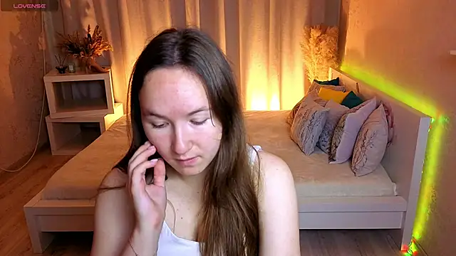 Little doll meow online show from 1, 10, 2025