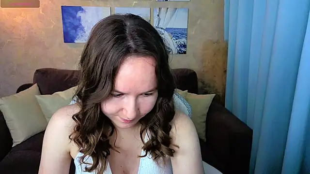 Little doll meow online show from 19, 11, 2025