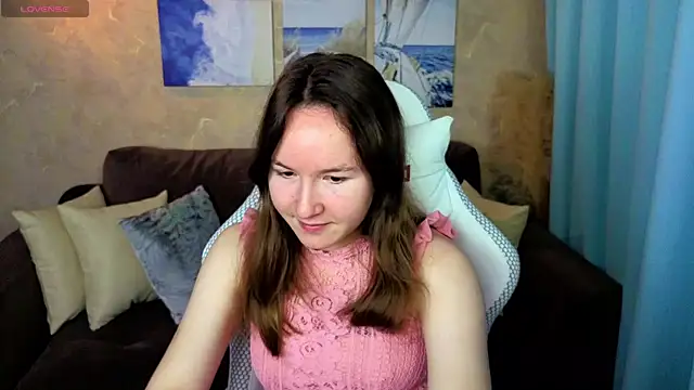 Little doll meow online show from 28, 11, 2025