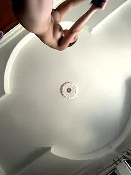 emiss  online show from 9, 10, 2025