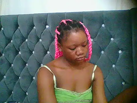 HotJeylee online show from 13, 12, 2025